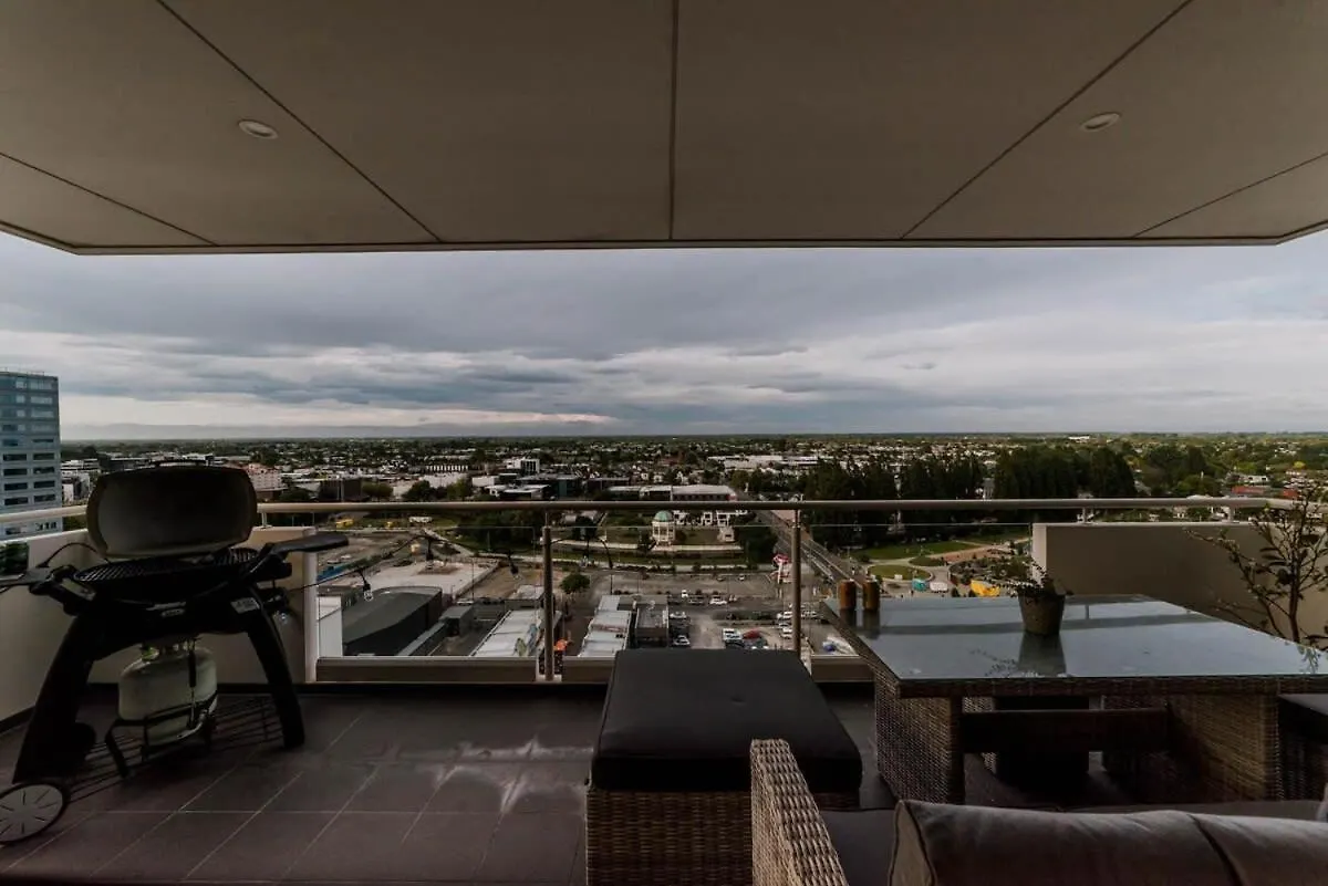 Ferienhaus Villa Sleep Amongst The Clouds - Panoramic Views Christchurch