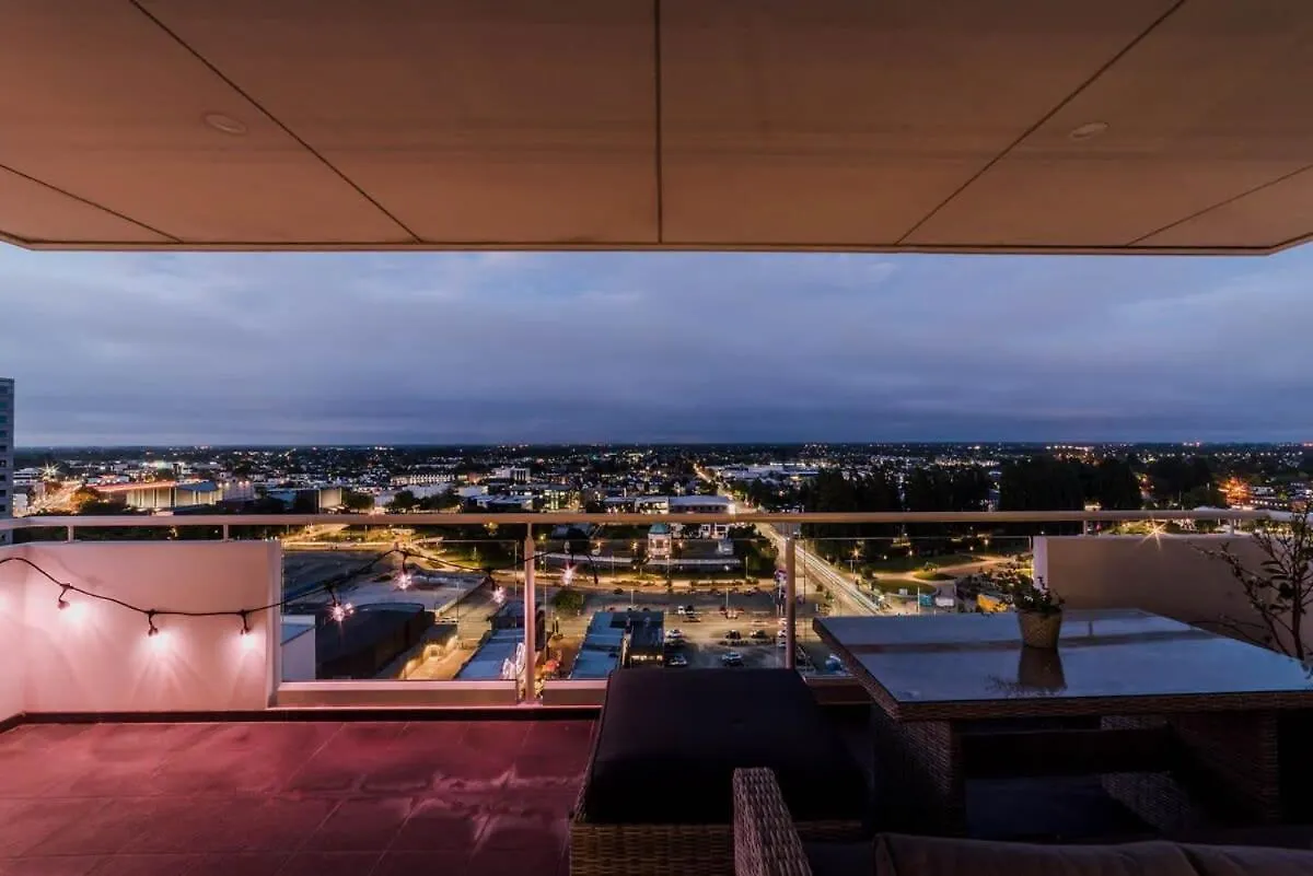 Villa Sleep Amongst The Clouds - Panoramic Views Christchurch